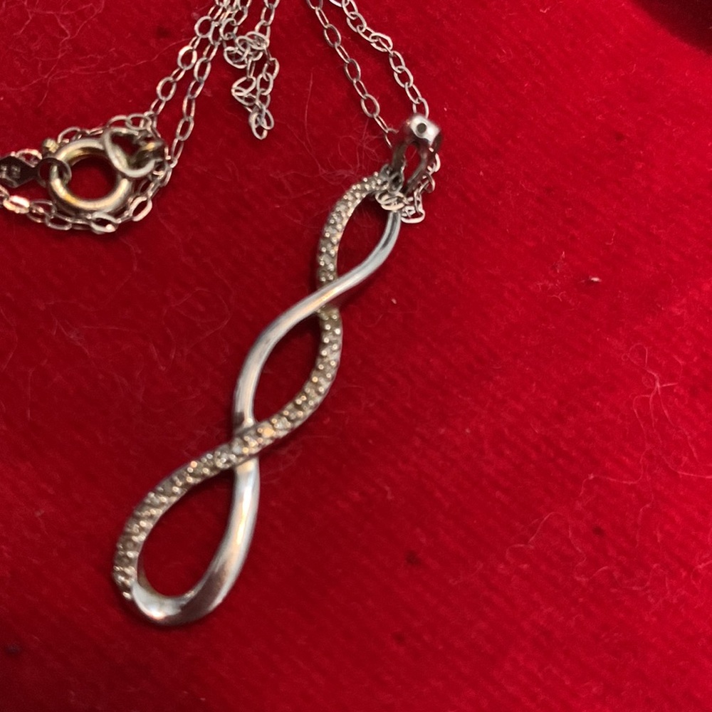 10k white gold necklace